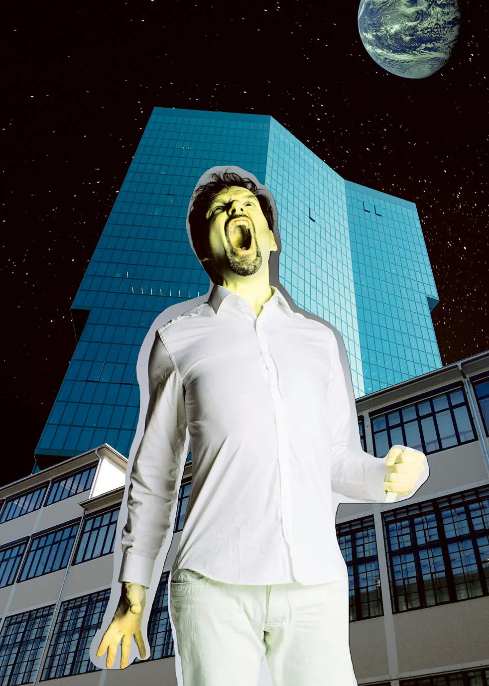Schreiender Mann über Weltraum-Kulisse mit Hochhaus, blau