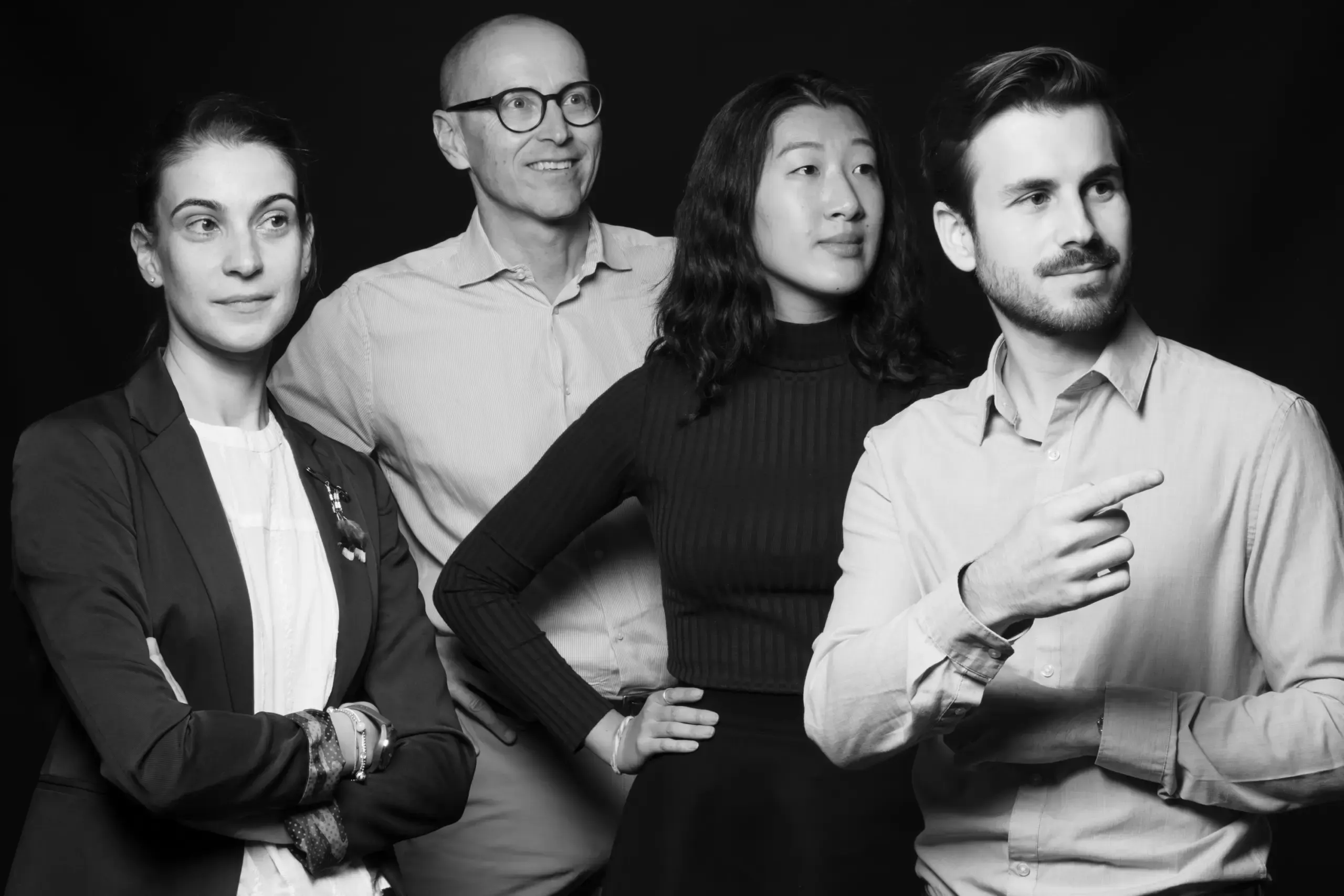 Gruppenportrait des Verve-Ventures-Teams in Schwarzweiss